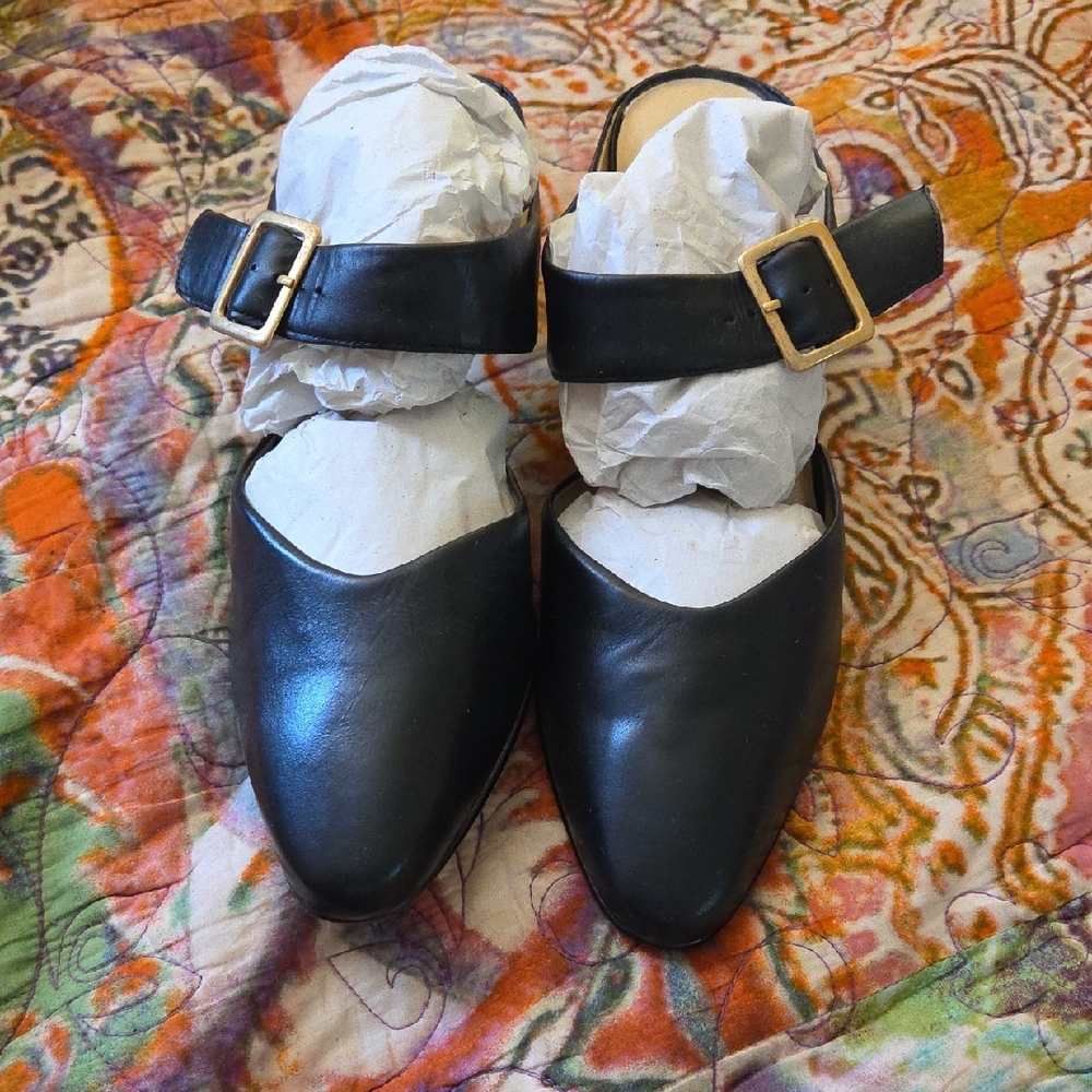 Elegant Black Leather Women's Shoes